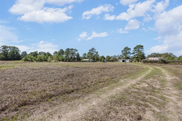 304 Furr Mays RD, Smithville, TX 78957