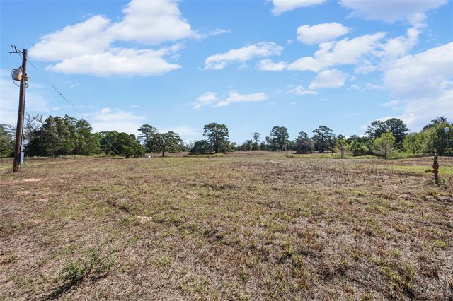 304 Furr Mays RD, Smithville, TX 78957
