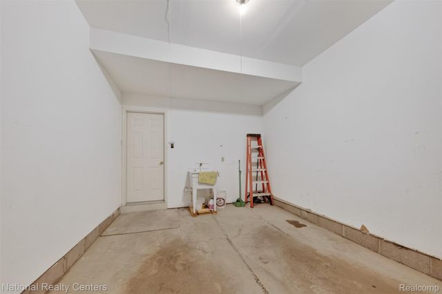 1179 Alameda Boulevard, Troy, MI 48085