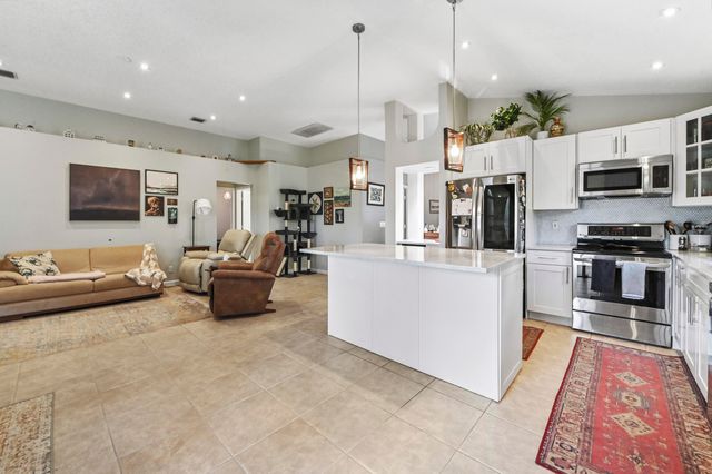 2203 Soundings Court, Greenacres, FL 33413