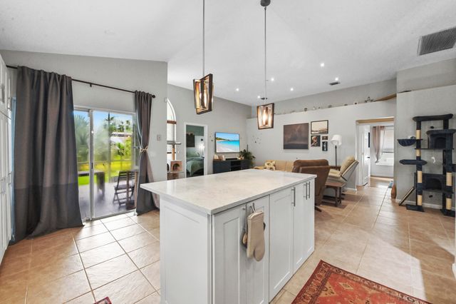 2203 Soundings Court, Greenacres, FL 33413