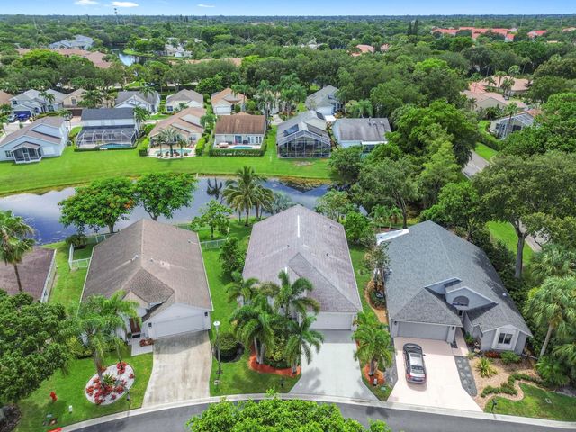 2203 Soundings Court, Greenacres, FL 33413