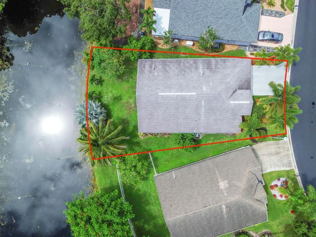 2203 Soundings Court, Greenacres, FL 33413