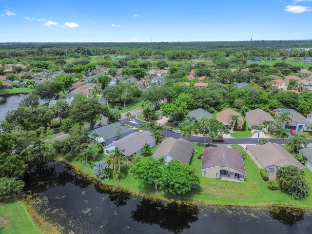 2203 Soundings Court, Greenacres, FL 33413