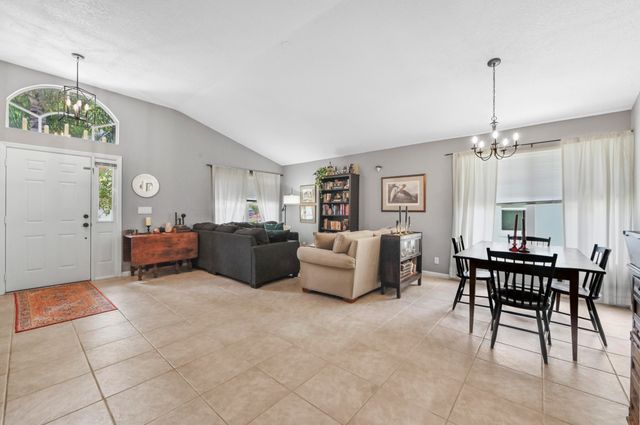 2203 Soundings Court, Greenacres, FL 33413