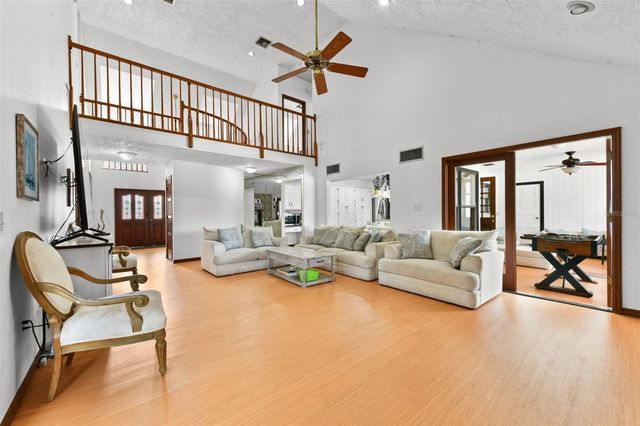 5750 OAK HOLLOW LANE, Oviedo, FL 32765