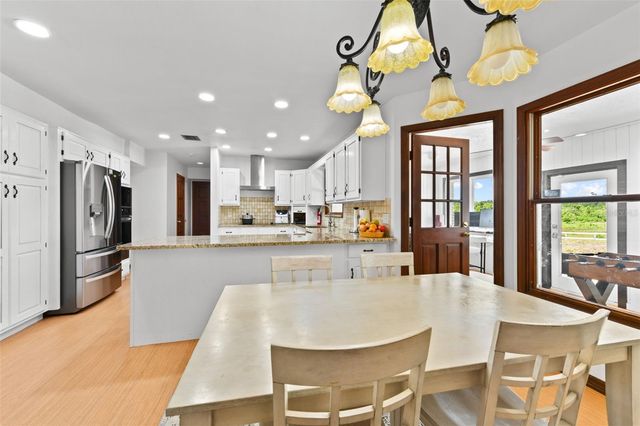 5750 OAK HOLLOW LANE, Oviedo, FL 32765