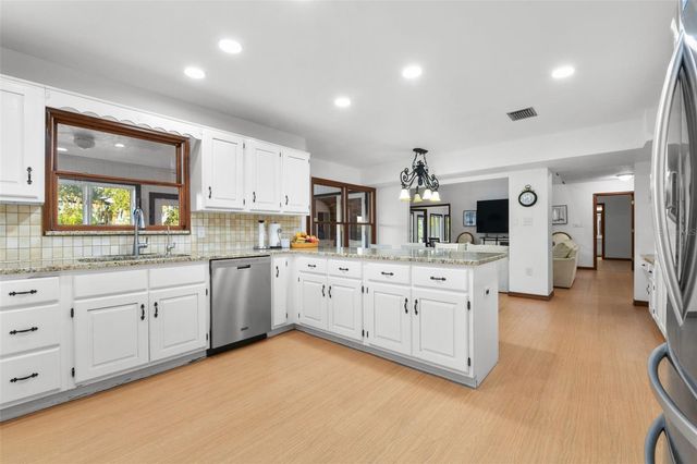 5750 OAK HOLLOW LANE, Oviedo, FL 32765