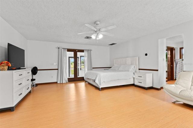 5750 OAK HOLLOW LANE, Oviedo, FL 32765