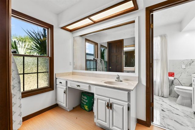 5750 OAK HOLLOW LANE, Oviedo, FL 32765