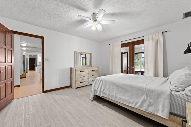 5750 OAK HOLLOW LANE, Oviedo, FL 32765