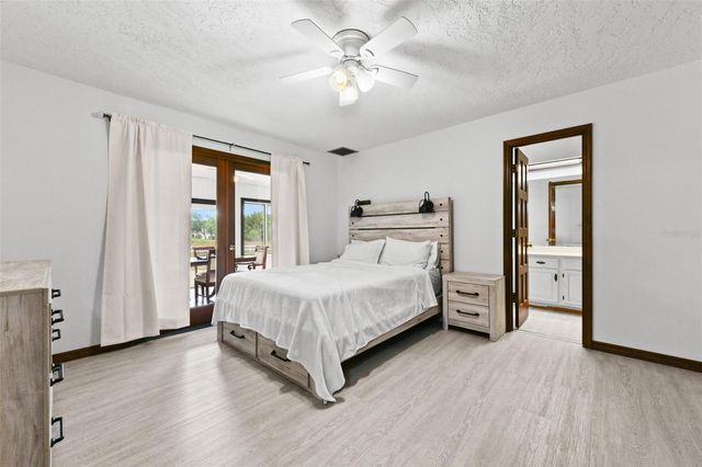5750 OAK HOLLOW LANE, Oviedo, FL 32765