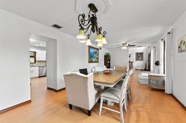 5750 OAK HOLLOW LANE, Oviedo, FL 32765