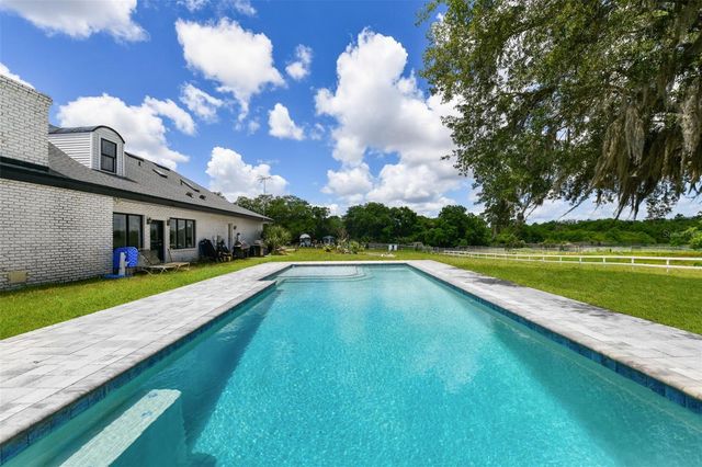 5750 OAK HOLLOW LANE, Oviedo, FL 32765