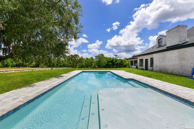 5750 OAK HOLLOW LANE, Oviedo, FL 32765