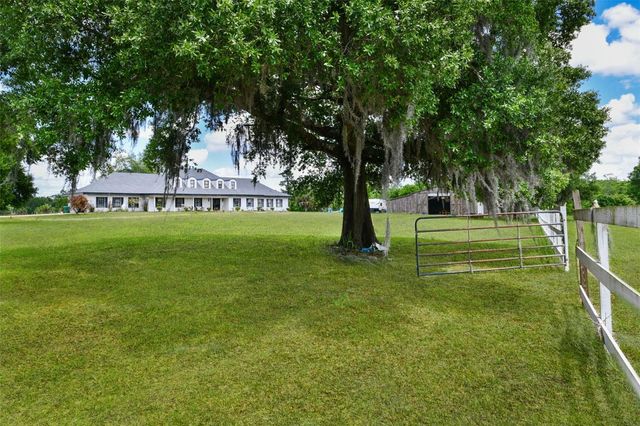 5750 OAK HOLLOW LANE, Oviedo, FL 32765