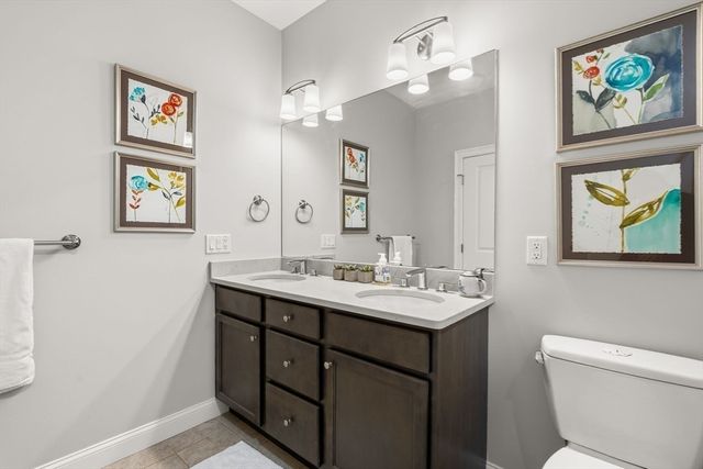 2 Mariners Way 310, Plymouth, MA 02360