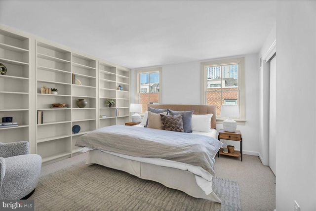 2505 PINE ST, Philadelphia, PA 19103