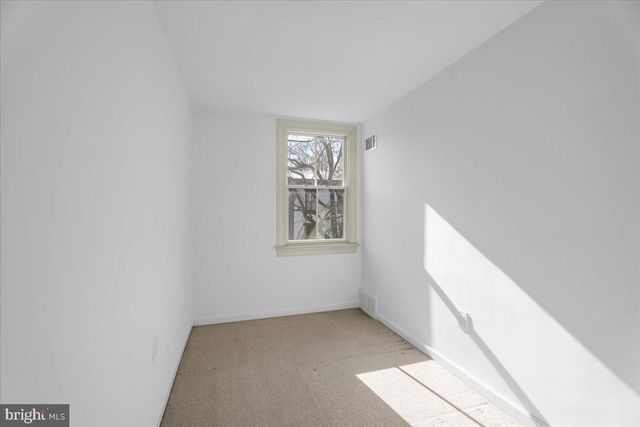 2505 PINE ST, Philadelphia, PA 19103