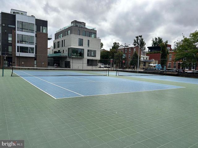 2505 PINE ST, Philadelphia, PA 19103