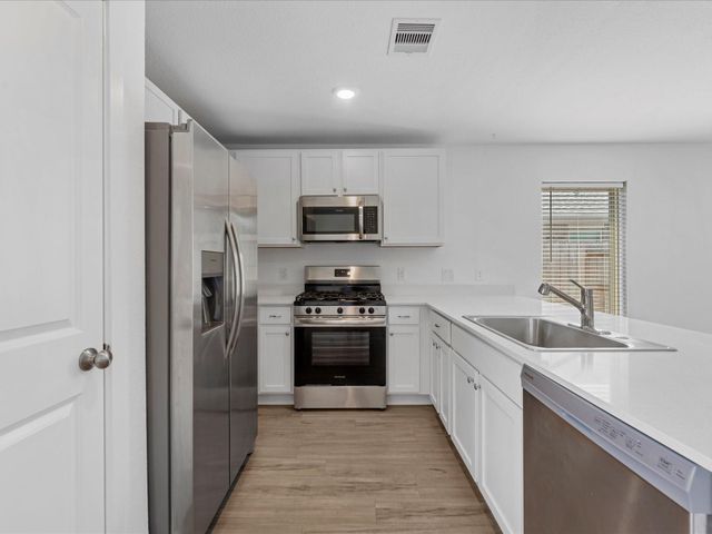 2106 Hyde Acres Street, League City, TX 77573