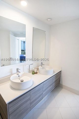 121 NE 34th St 2616, Miami, FL 33137
