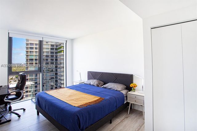 121 NE 34th St 2616, Miami, FL 33137