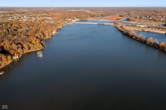 11416 Forest Knoll Circle, Fishers, IN 46037