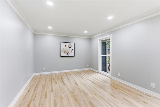 2121 W 120th Street, Leawood, KS 66209