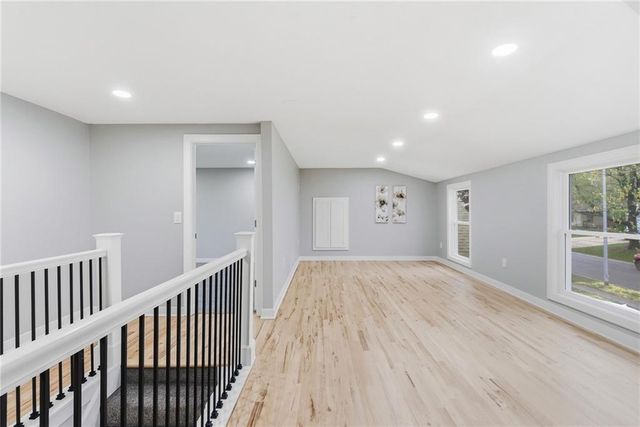 2121 W 120th Street, Leawood, KS 66209
