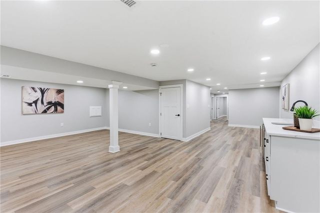2121 W 120th Street, Leawood, KS 66209