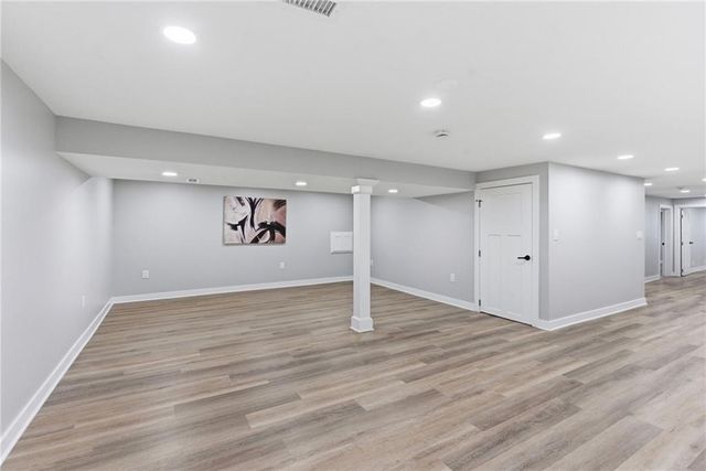 2121 W 120th Street, Leawood, KS 66209