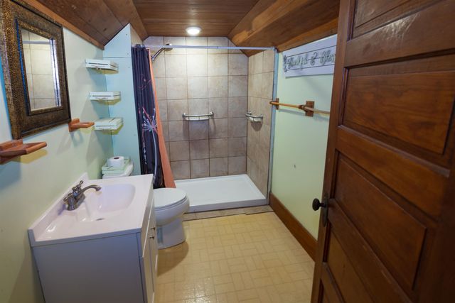 610 State St, Salina, KS 67401