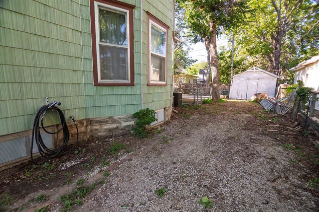 610 State St, Salina, KS 67401