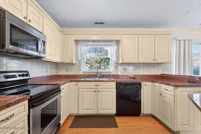 104 NE 34th Street, Oak Island, NC 28465