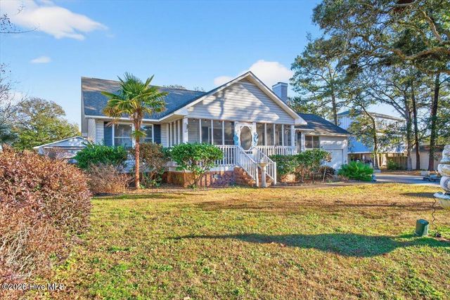 104 NE 34th Street, Oak Island, NC 28465