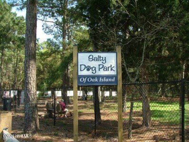 104 NE 34th Street, Oak Island, NC 28465