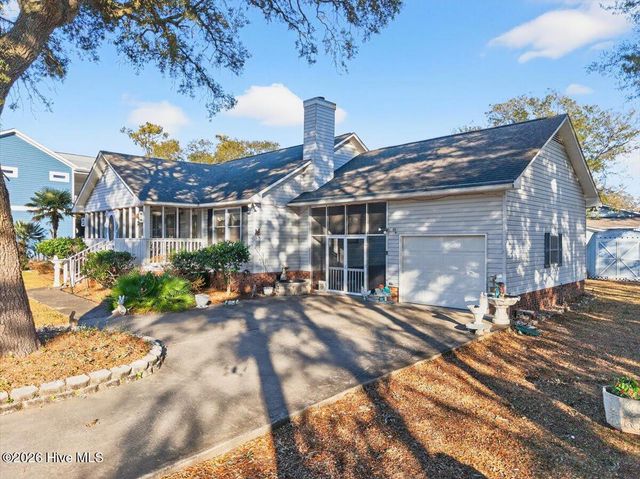 104 NE 34th Street, Oak Island, NC 28465