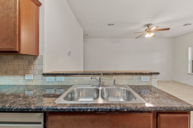 1620 Bryant DR 503, Round Rock, TX 78664