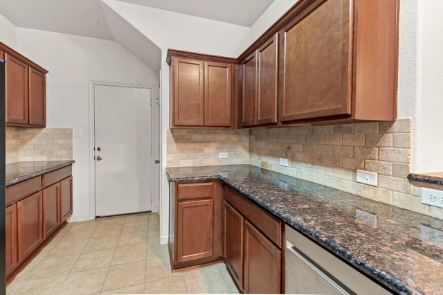 1620 Bryant DR 503, Round Rock, TX 78664