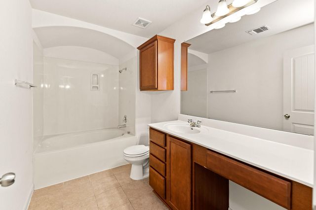 1620 Bryant DR 503, Round Rock, TX 78664