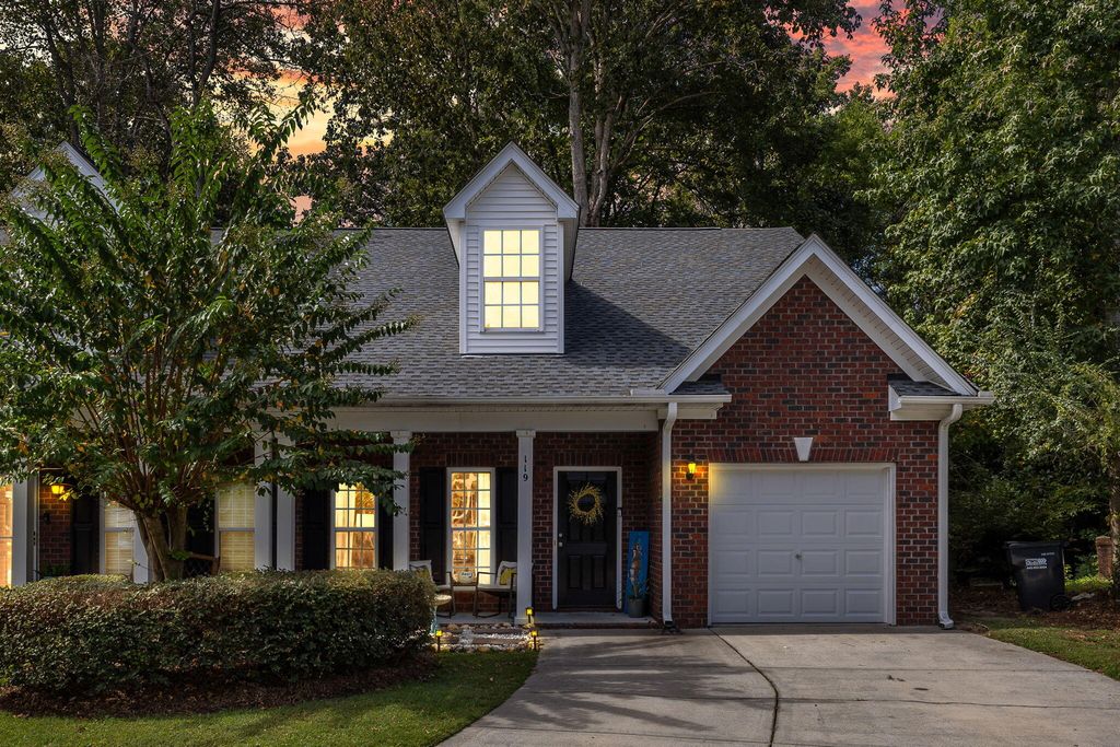 119 Steeple Point Court, Summerville, SC 29485