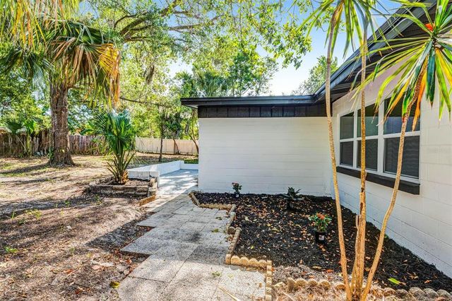 505 LAKE SHORE DRIVE, Maitland, FL 32751