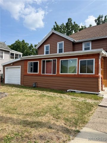 1739 Lockport Street, Niagara Falls, NY 14305