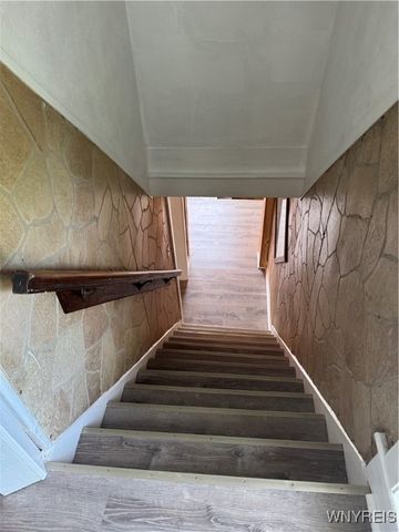 1739 Lockport Street, Niagara Falls, NY 14305