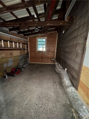 1739 Lockport Street, Niagara Falls, NY 14305