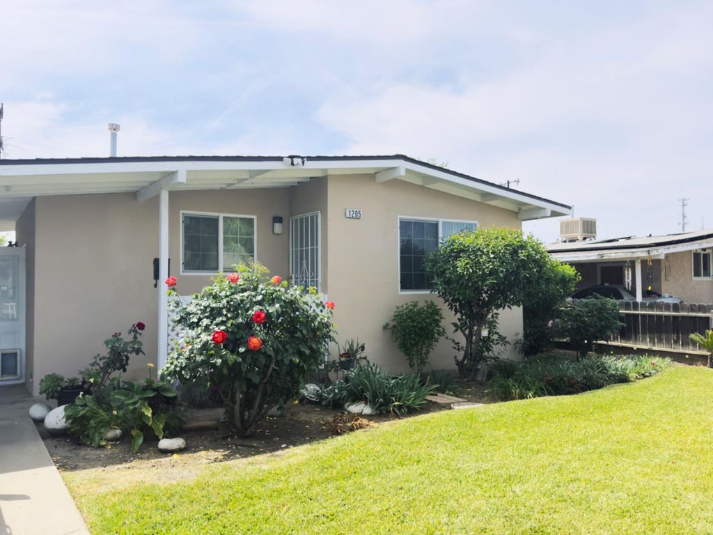 Image 4 of property listing at 1205 Bell Avenue, Corcoran, CA 93212