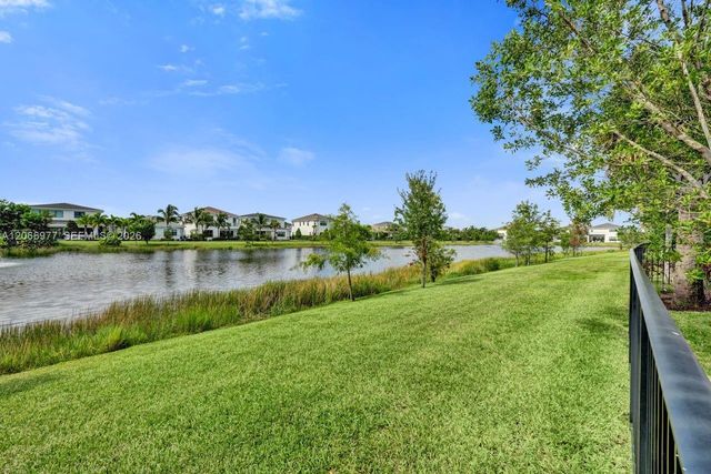 12474 Solana Bay Circle, Palm Beach Gardens, FL 33412