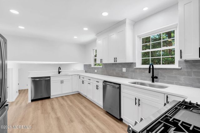 14 Timberline Drive, Howell, NJ 07731