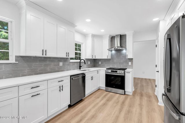 14 Timberline Drive, Howell, NJ 07731